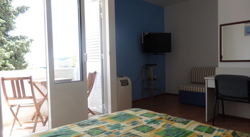 Gina Bed & Breakfast Tisno Exterior foto