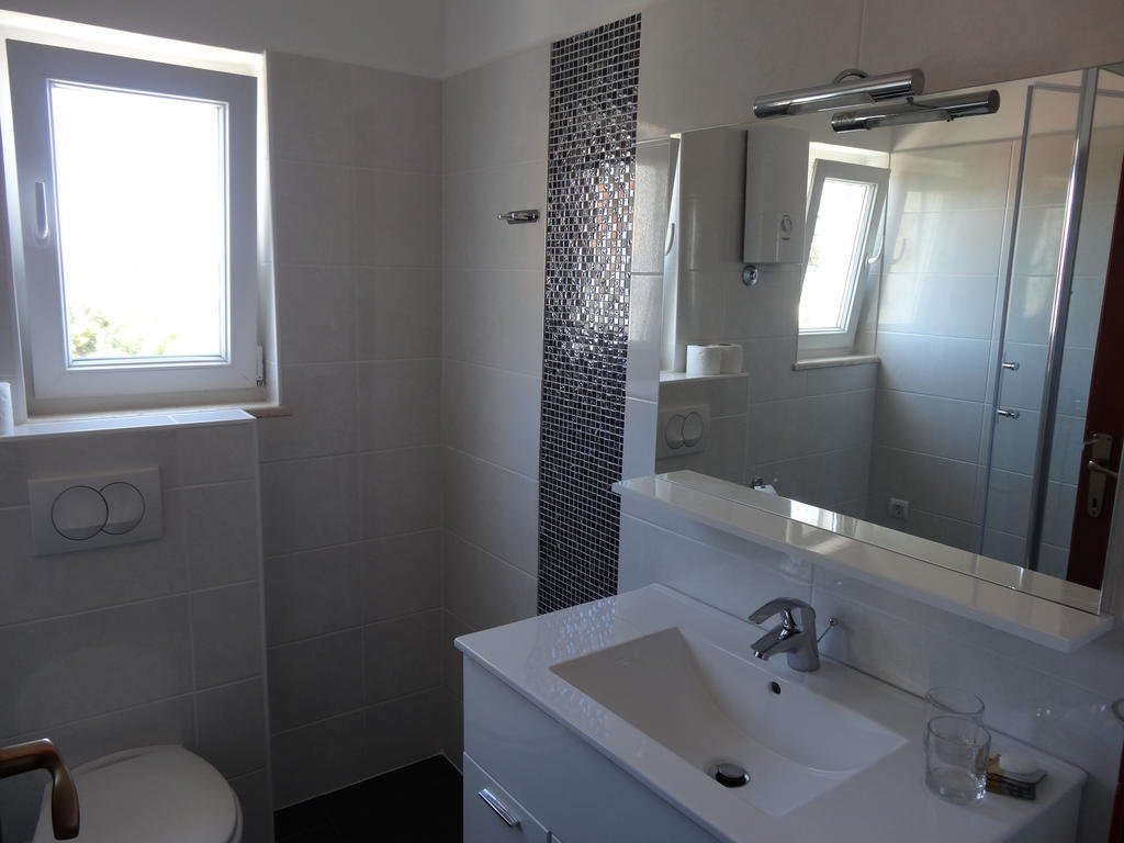 Gina Bed & Breakfast Tisno Cameră foto