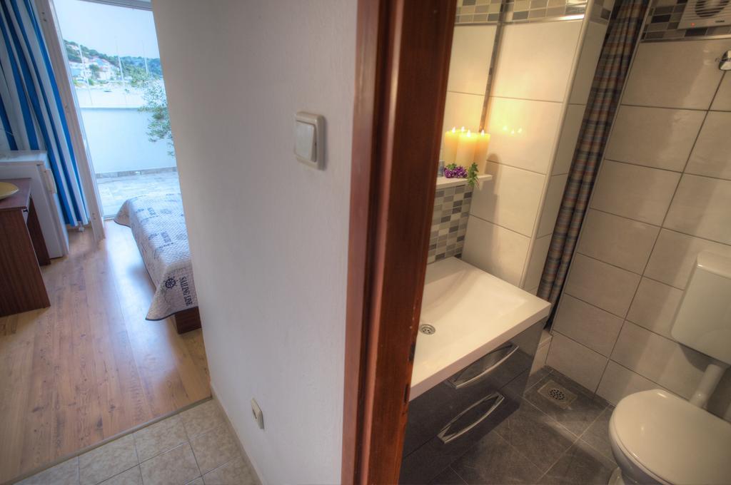 Gina Bed & Breakfast Tisno Cameră foto